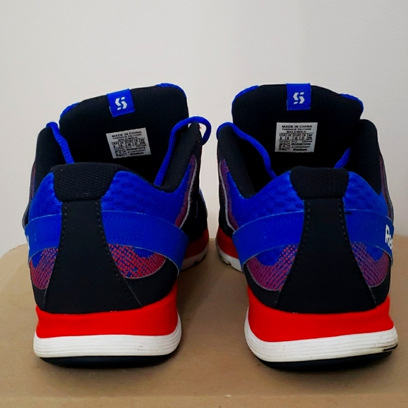 Reebok running/walking sneakers - Picture 4 of 4